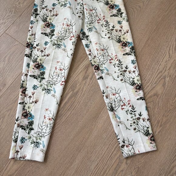 Lucy Paris Floral Cropped Pants - Picture 4 of 4
